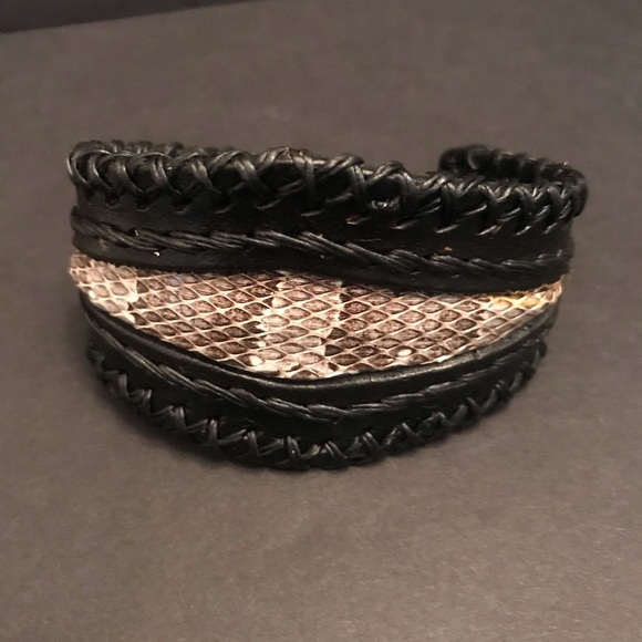 Real Leather Bendable Bracelet - Picture 3 of 5